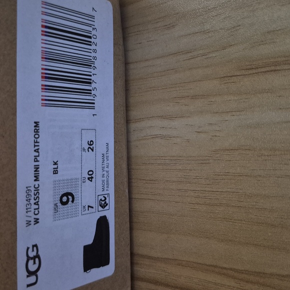 UGG Black Suede Classic Mini Platform Pull-On Boots - Picture 5 of 7